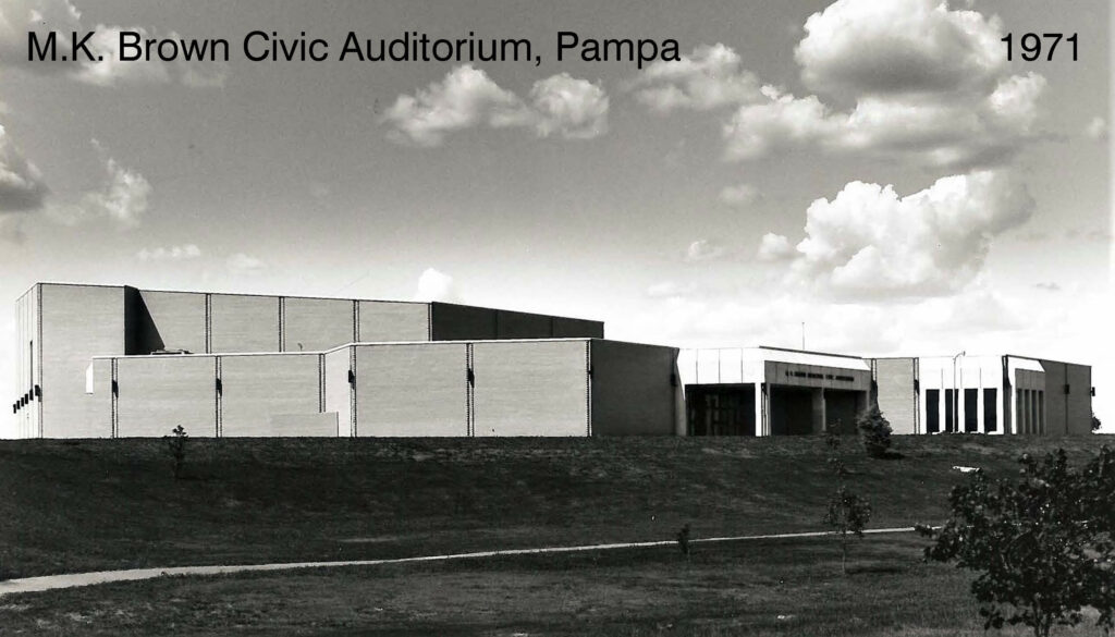 14-MK Brown Civic Auditorium Pampa – 1971